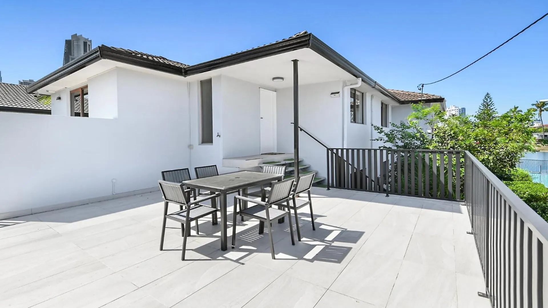 Riverside 3Bedroom Sunny House In Surfers Paradise Gold Coast Holiday home