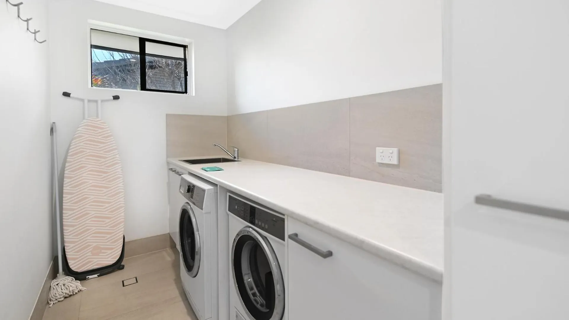 Holiday home Riverside 3Bedroom Sunny House In Surfers Paradise Gold Coast Australia