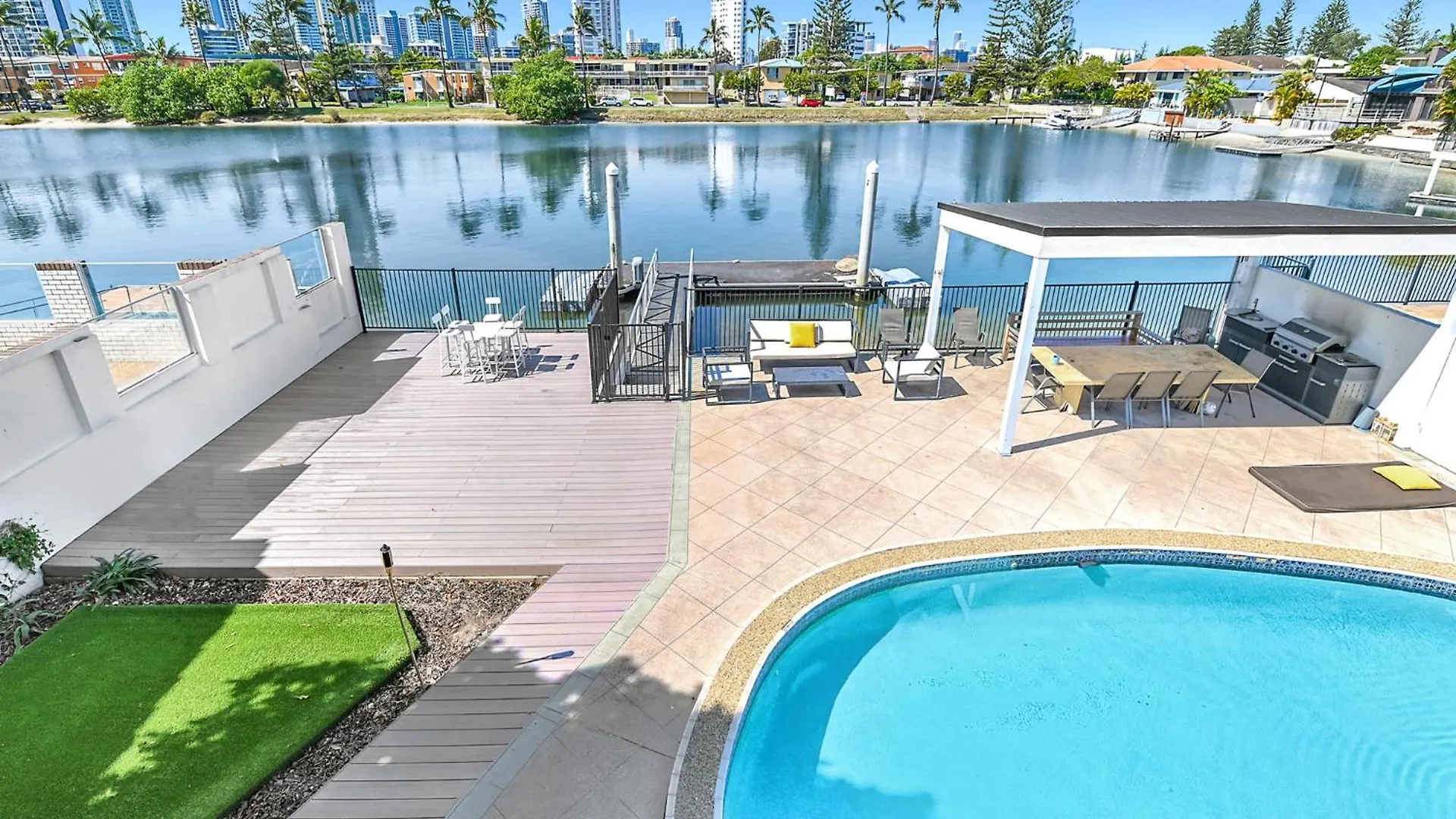 Holiday home Riverside 3Bedroom Sunny House In Surfers Paradise Gold Coast