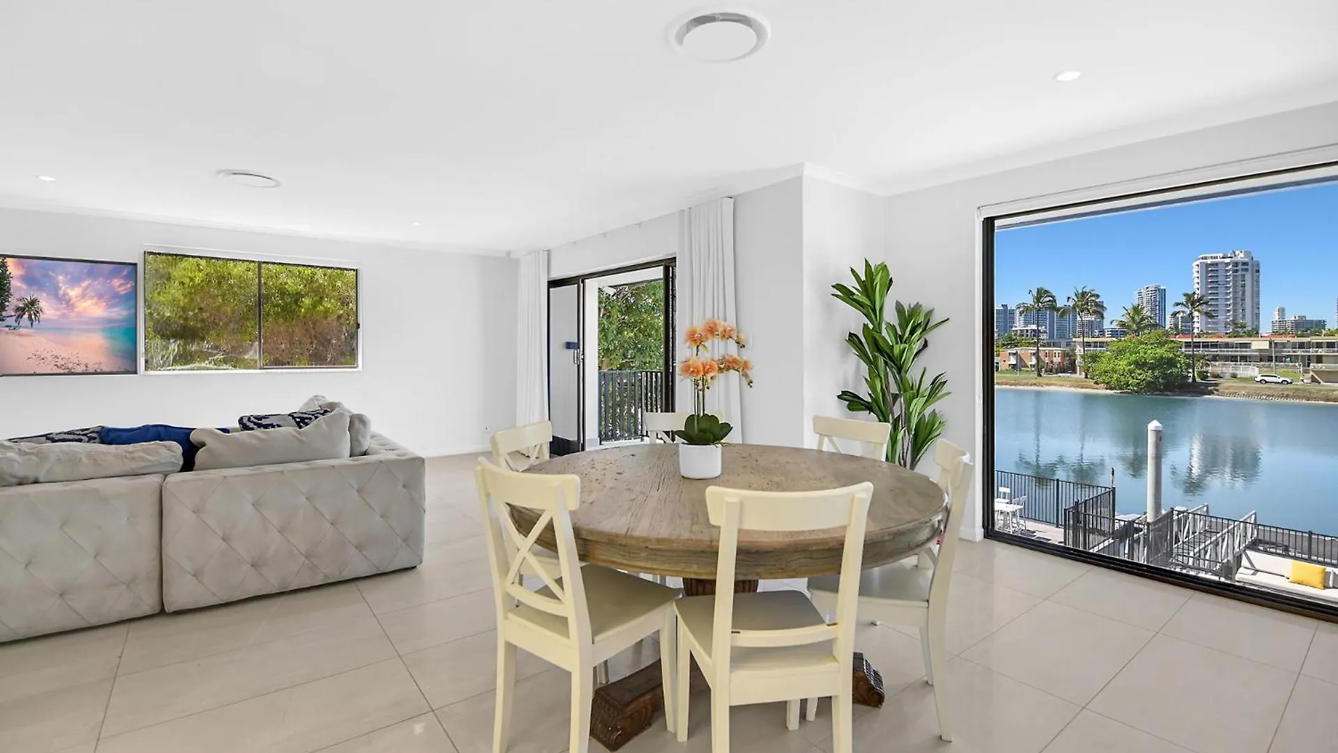 Holiday home Riverside 3Bedroom Sunny House In Surfers Paradise Gold Coast Australia